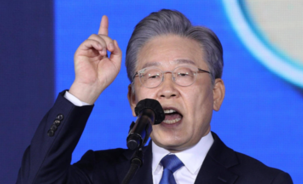 美国要对中国出手？10月7日媒体爆料，面对美军高调宣传的“中国威胁论”，李在