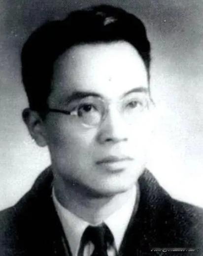1997年春，86岁的杨绛对病床上奄奄一息的女儿说：“安心睡觉，我和你爸爸都祝福