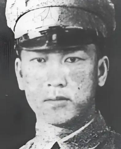 1949年大势已去，国民党将领大多选择死战或起义，唯独120军军长周嘉彬，走出了