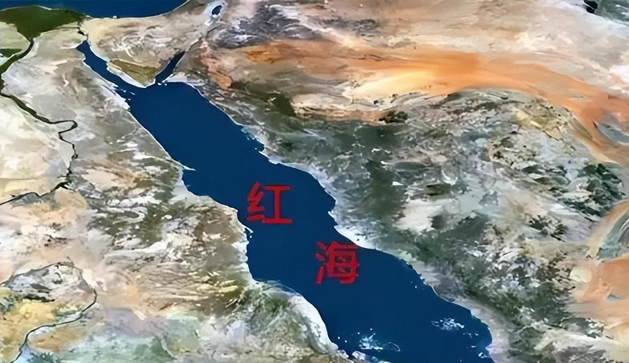 不装了！胡塞武装乘坐快艇，干翻了从珠海出发的3.5万吨货轮，以色列反轰炸后，发现