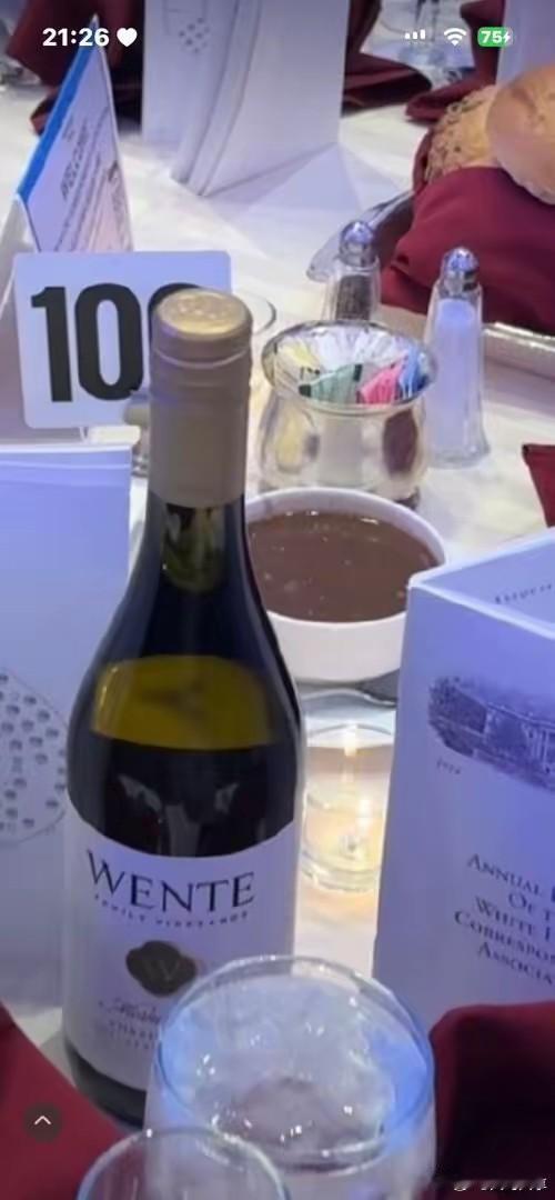 现在终于知道美国人为什么不同意装监控了！你说能装吗？一共188瓶酒，被人顺走