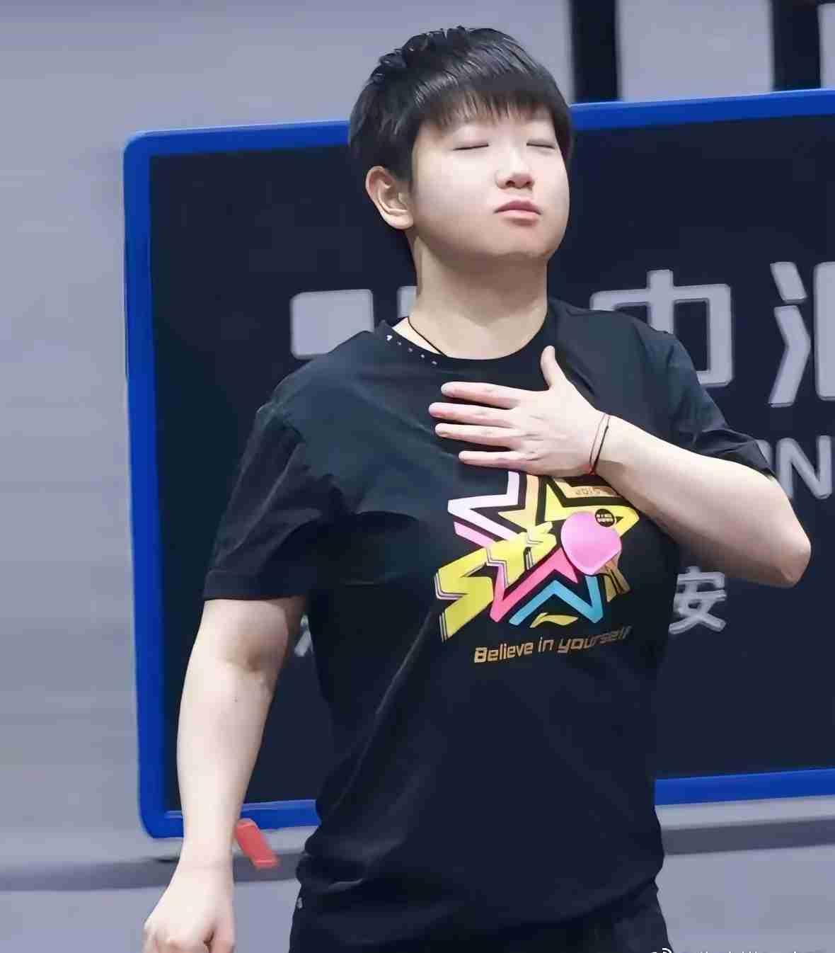 孙颖莎：只差一步，便是传奇大满贯说起孙颖莎，那在乒乓球界可是响当当的名字。