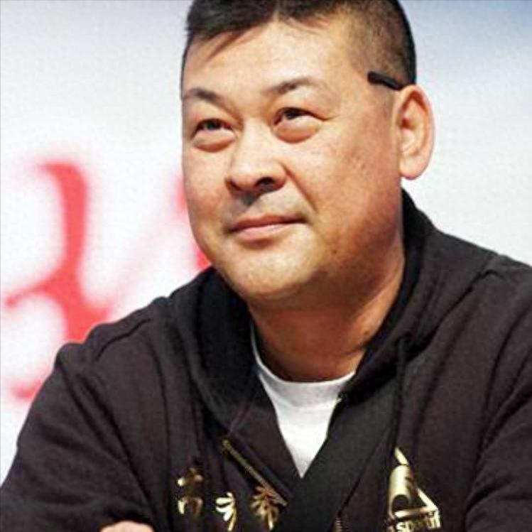 演员侯传杲：身患癌症，妻子突发车祸意外，如今他现状怎样了？侯传杲1967年出