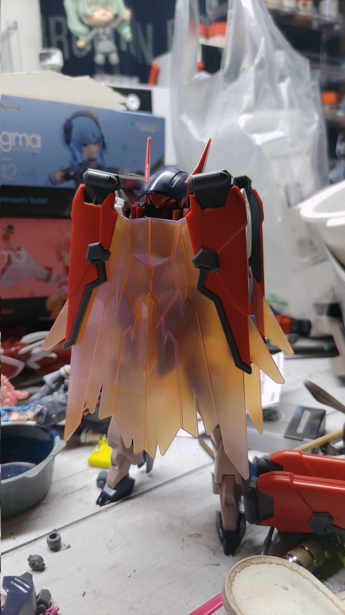 ヒイロのプラモ工房的制作进度——神木燃翅膀披风+吉蒙里，这个组合也很不错诶高达模