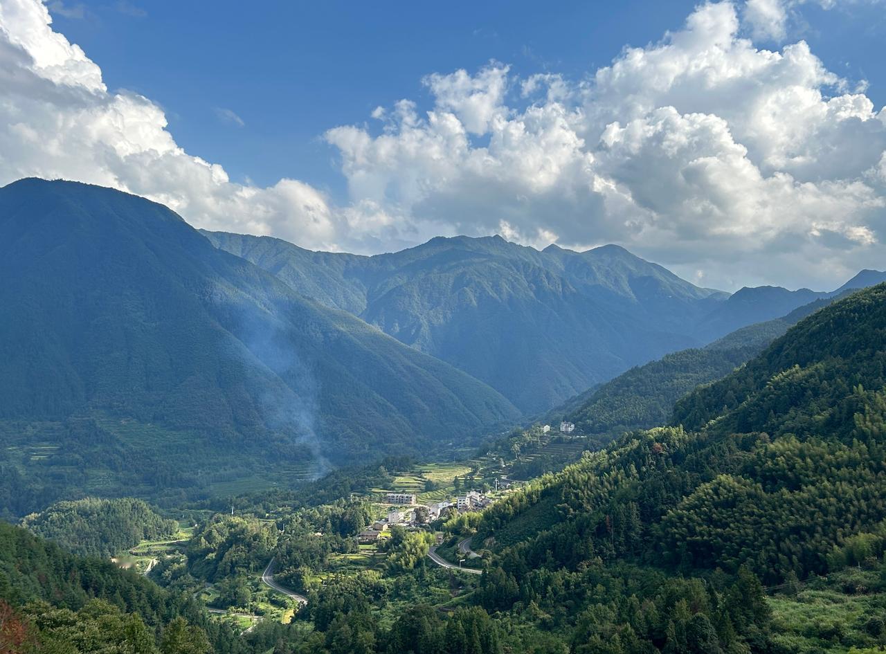 10.2📍丽水七个半小时的车程😴头一次自驾游这么远上山了上山了来梯田晒