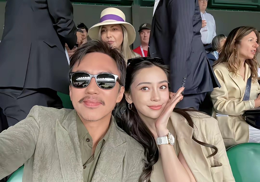 就这一张照片，全网替黄晓明酸起来了！换你是他，看到这一幕心里能好受吗？​
