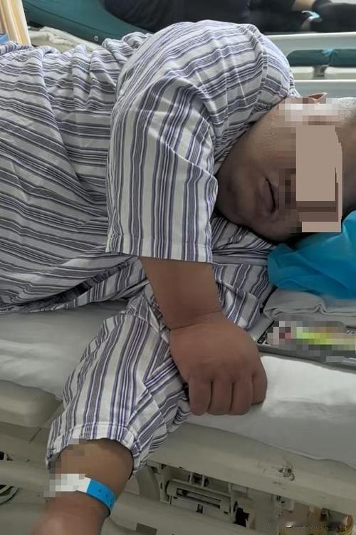 2025年10月5日，河南新乡36岁男子李江在郑州市第九人民医院接受“腹腔镜下垂