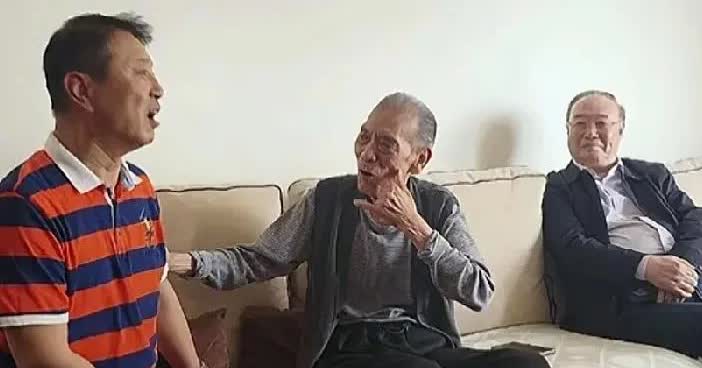 5·18杨议拜师前夕：郭德纲大师兄贾伦现身李如刚家引发重重疑云！随着5