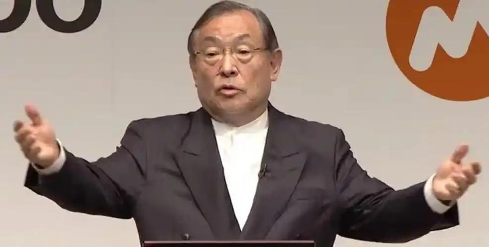 金灿荣教授直言不讳道：俄罗斯其实不是兄弟，是邻居，双方基于利益多合作少信任，所有