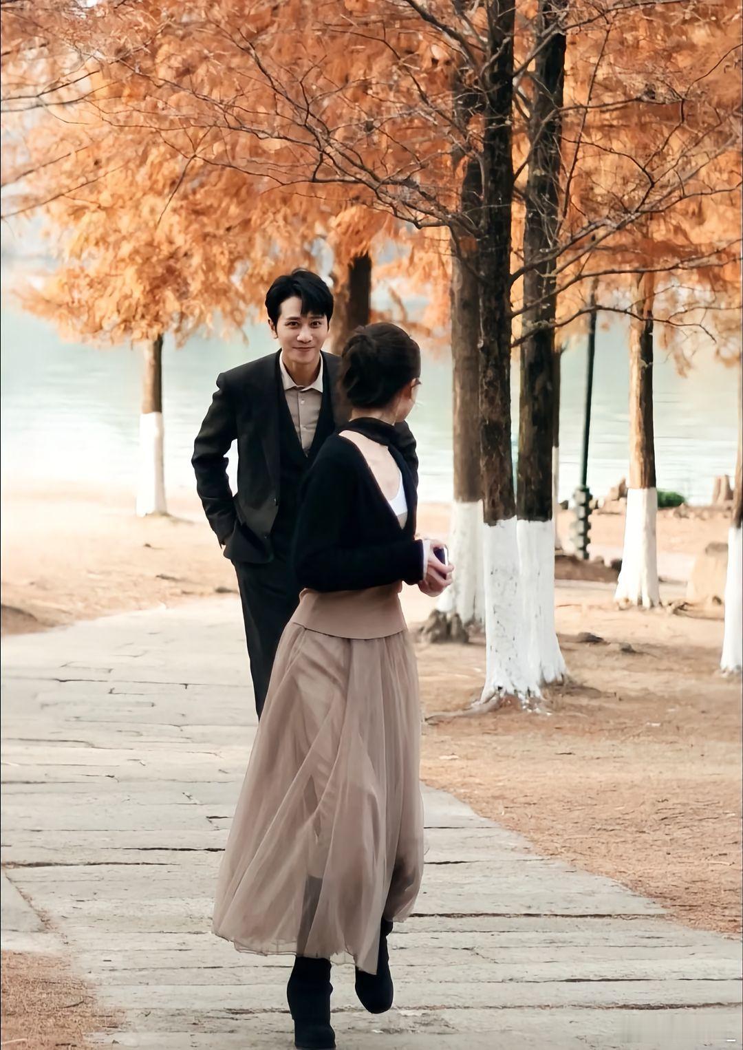 恋人恋人的身高差和那一点清冷的气氛特别适合秋冬看感觉这部要是播成绩也不会差的你期