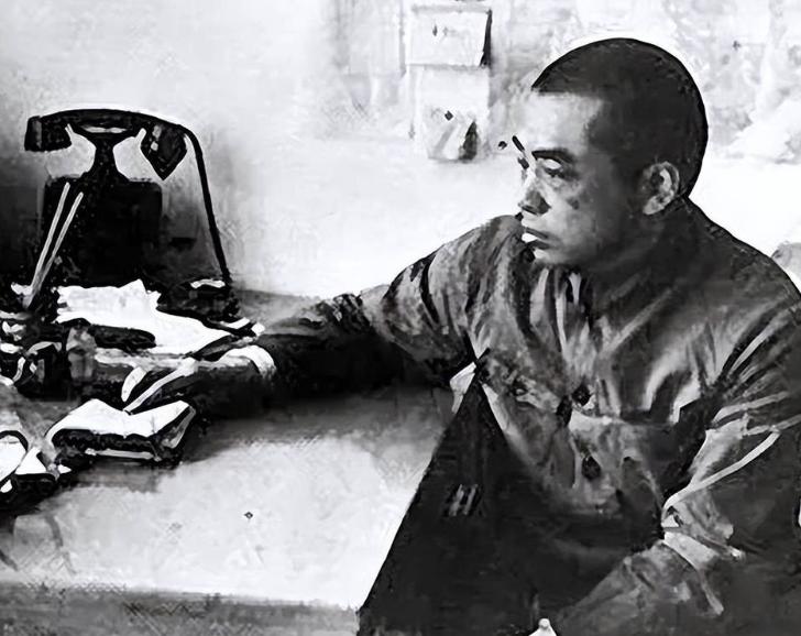 毛岸英牺牲，到底和彭老总有关系吗？毛主席一句话道出真相。彭德怀书写那封亲笔电报，