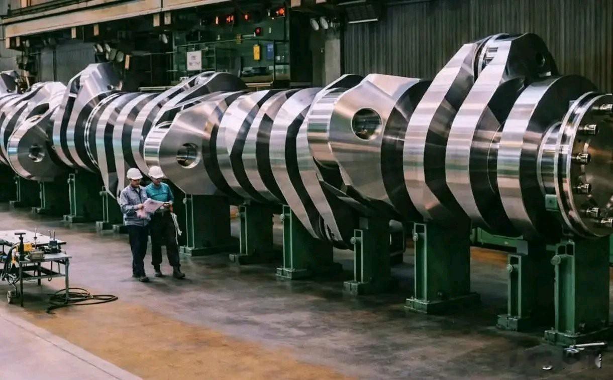 瓦锡兰-苏尔寿（Wärtsilä-Sulzer）RTA96-C（现通常指其升级版