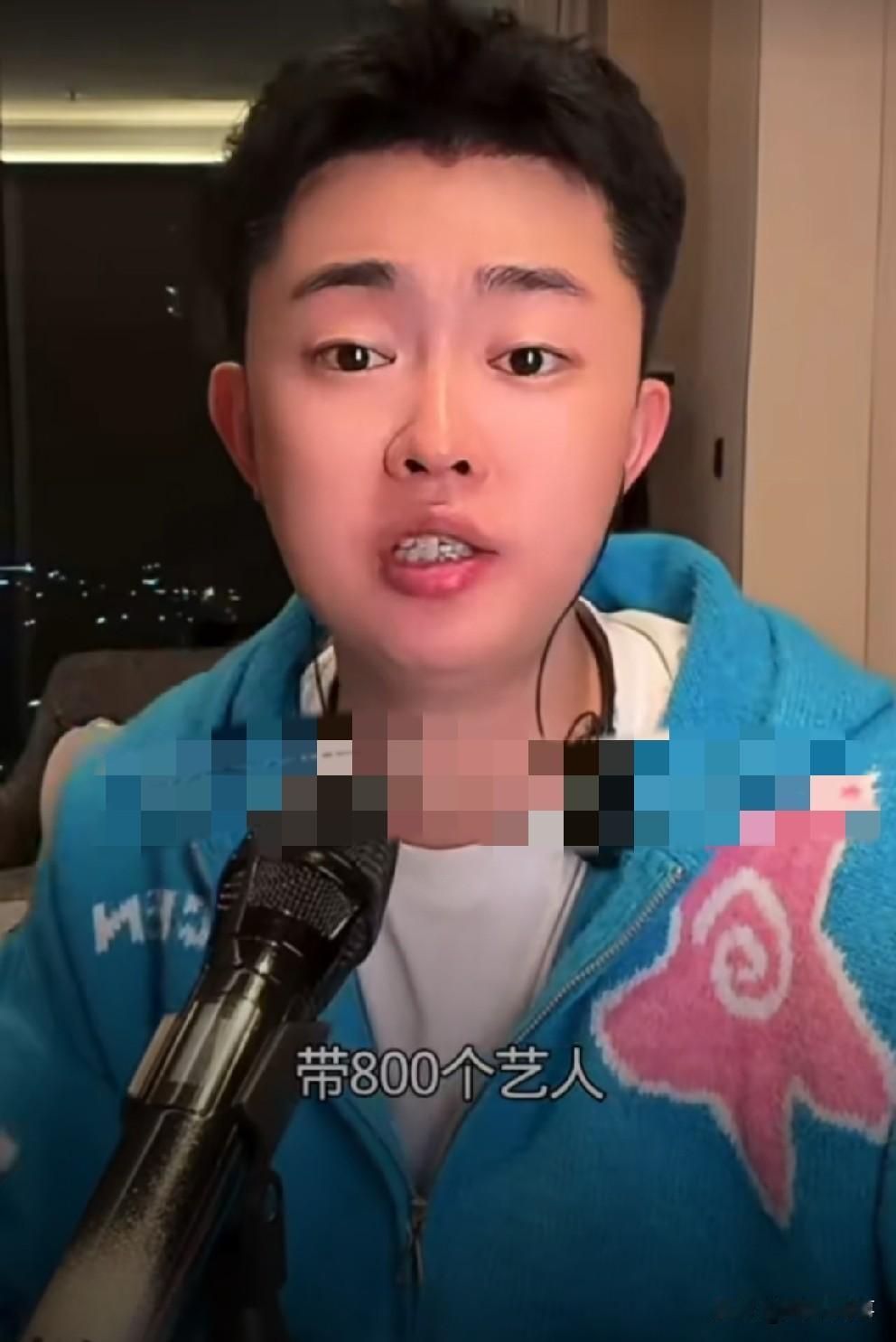 巴扎黑表明立场态度，不齿“踩人上位”行为！手写信送刘二狗生日礼物，向粉丝展示手机
