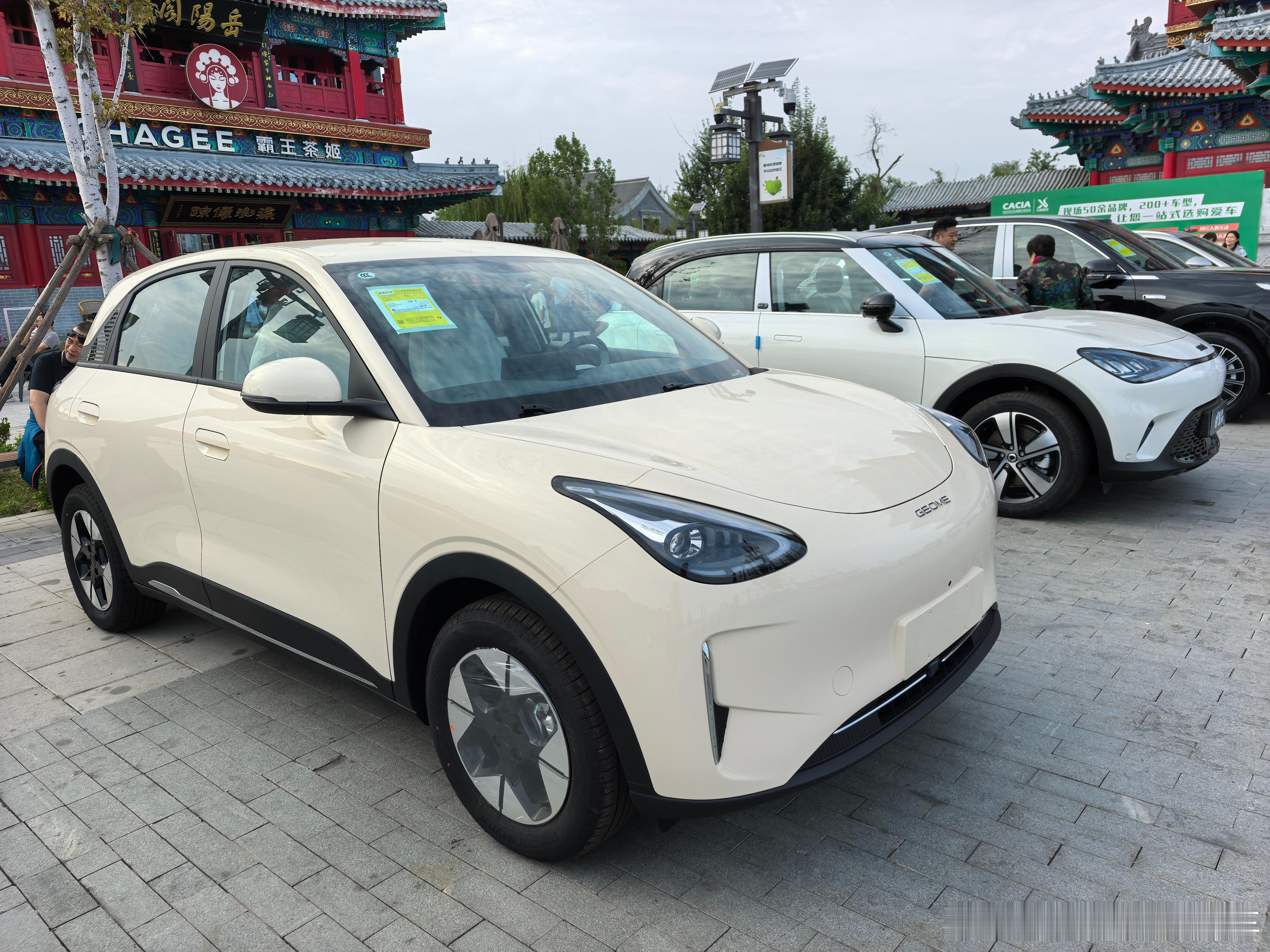 星愿为什么销量好，看图，我觉得这是关键原因。简直是SMART的姊妹车。但价格便宜