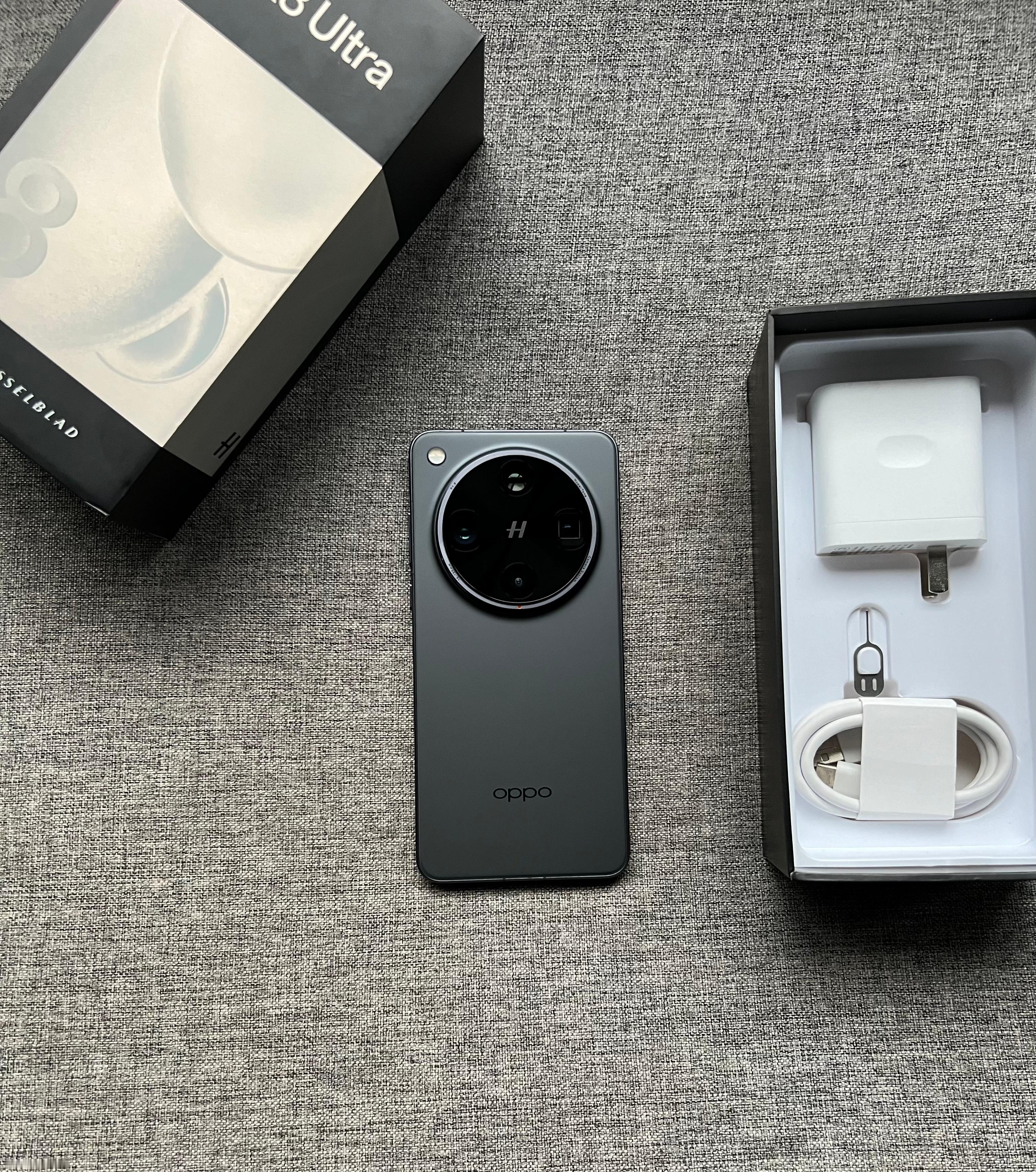 OPPOFindX8Ultra16+512G黑色，屏幕完美，中框完好(