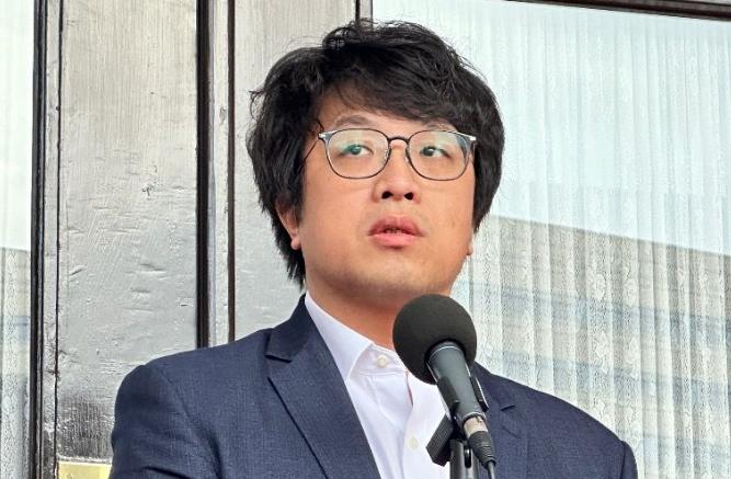 对于传出的沈伯洋竞选团队名单，台湾网红Cheap表示，认为沈伯洋的“台北队”根本