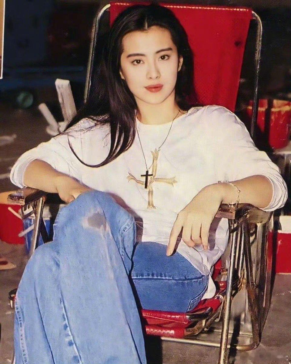 王祖贤7秒视频涨粉超90万她可是王祖贤，一生优雅美丽的女人！