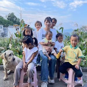 2021年，云南昭通95后女子小叔子妻子因病去世，她辞去城里工作，回农村把小叔子