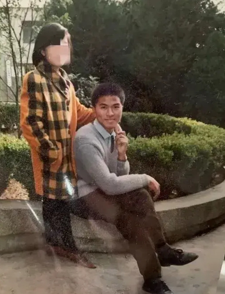 案件本身不复杂，口供和证据都对应上，只是没有找到尸体。但凡在焚尸的地方找到一根毛