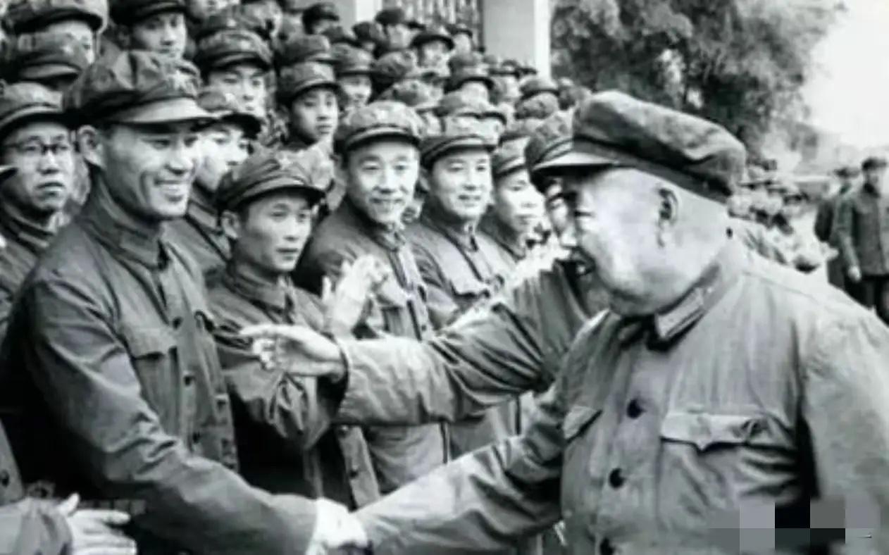 1979年中越边境冲突，如按许世友的打法，从海上突入越南中部，向河内进攻，口号定