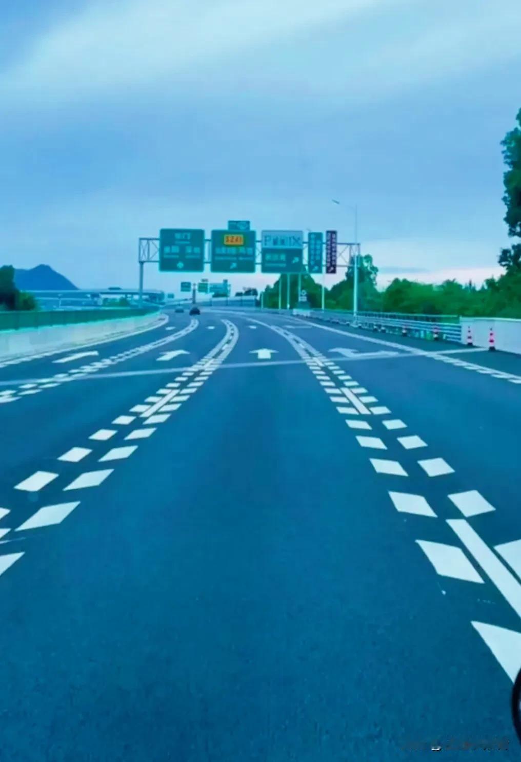 江苏境内里程最长的高速公路是哪一条?江苏是东部沿海省份，也是国