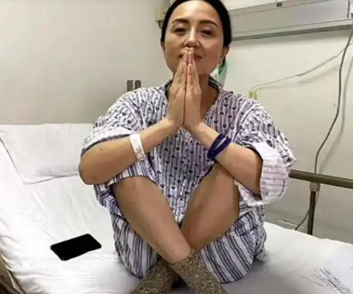 演员朱媛媛在抗癌五年后悄然离世。知情人曝朱媛媛真正死因，后期不积极治疗选择信佛，