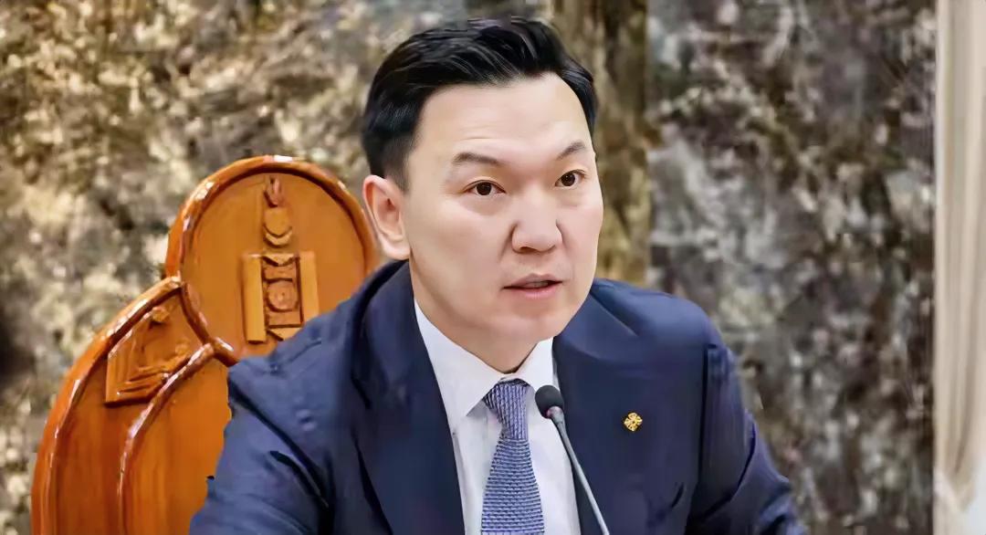 蒙古国这是得寸进尺。蒙古总理要求中国每月向蒙古提供汽油6000千吨，增加到1.2