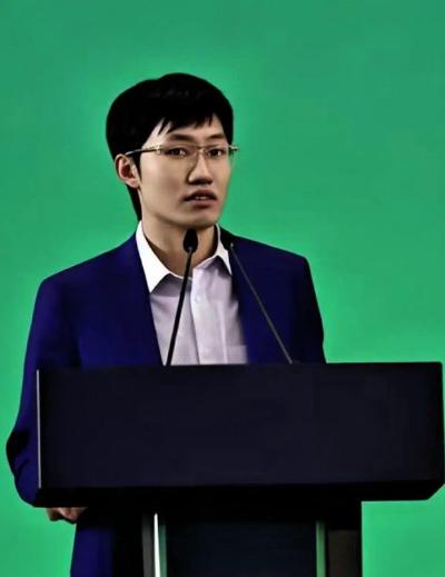 9月23日联合国举办全球人工智能大会，DeepSeek创始人梁文锋收到邀