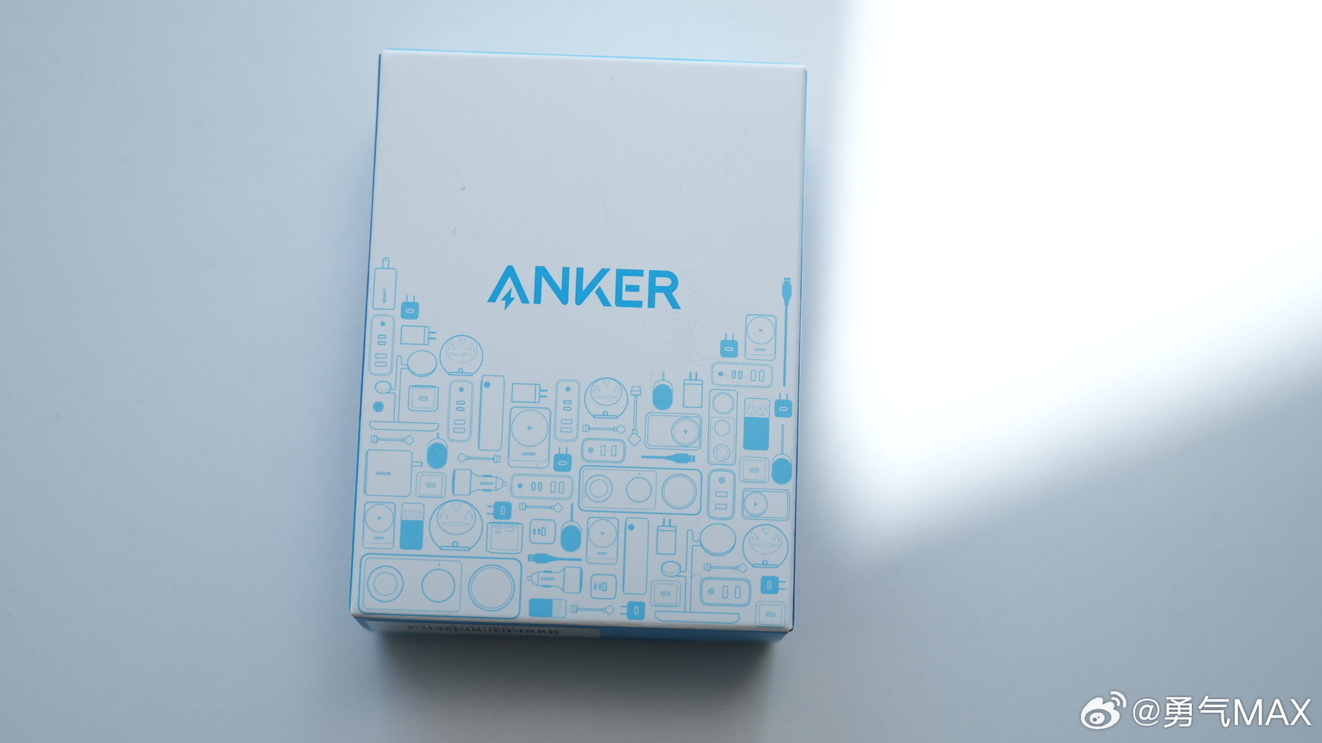 首款可以识别苹果17系列的45W充电器来了！如果你害怕自己的手机充电过充伤电池影