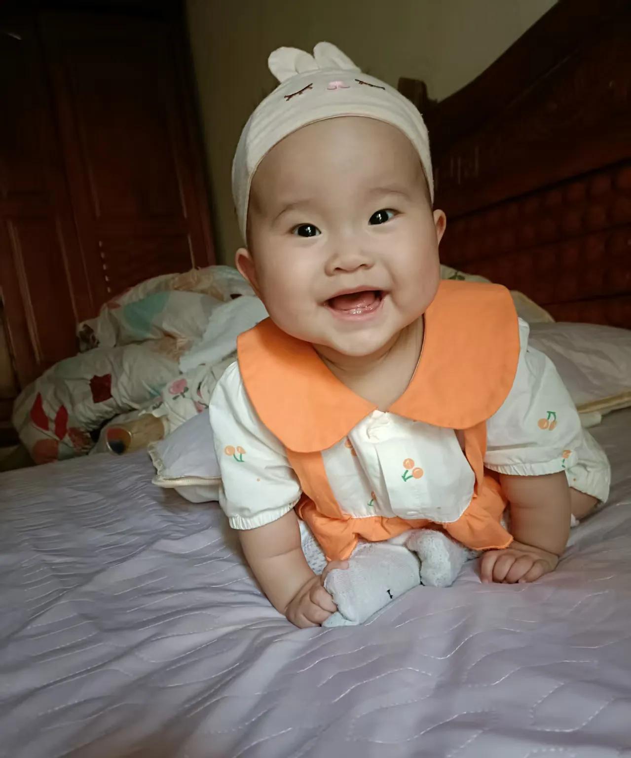 谁能体会家里有个爱哭的宝宝是什么感觉我家宝宝出生后从医院回到家前两个月一天