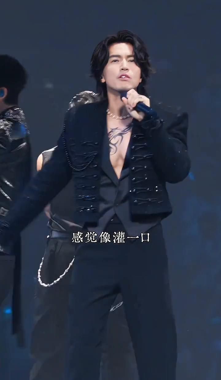 别追梦了，真的。你发现没，那种“怒不敢言”的憋屈，不是谁欺负了你。是你每天把