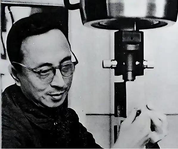 1993年，中科院院士陈彪在南京开会路上突然失踪，临行前，他曾叮嘱妻子说：“外头