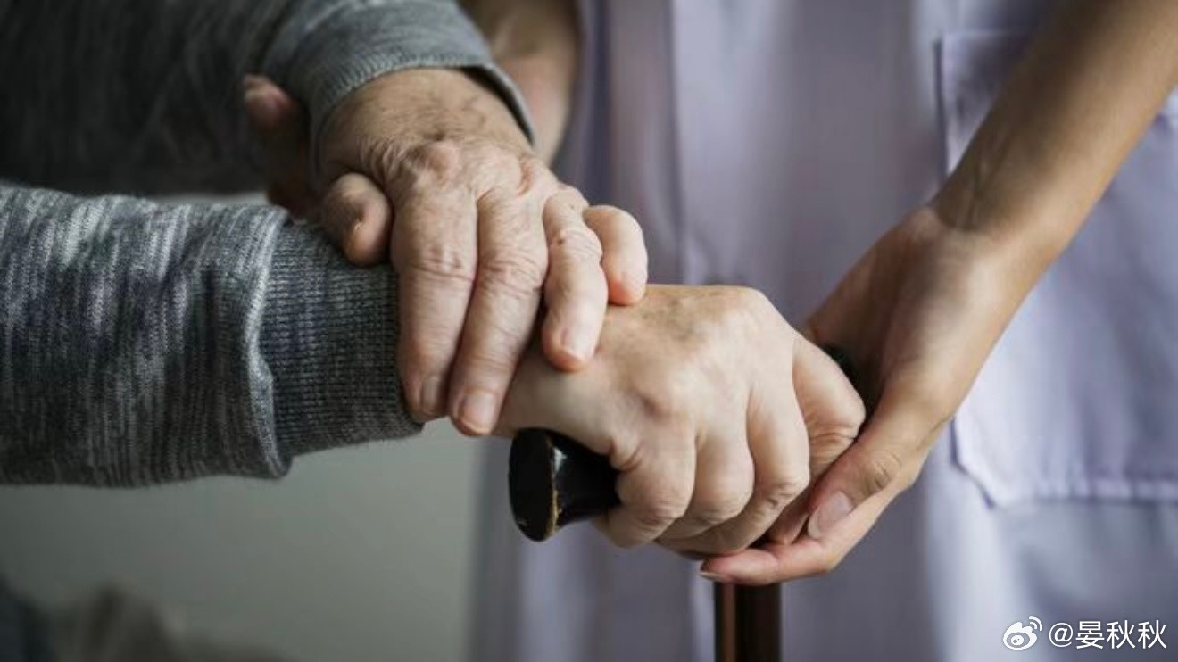 抢年轻人的工作？年轻人都找不到工作，为什么还要支持老年人就业？前几天，上海出了一