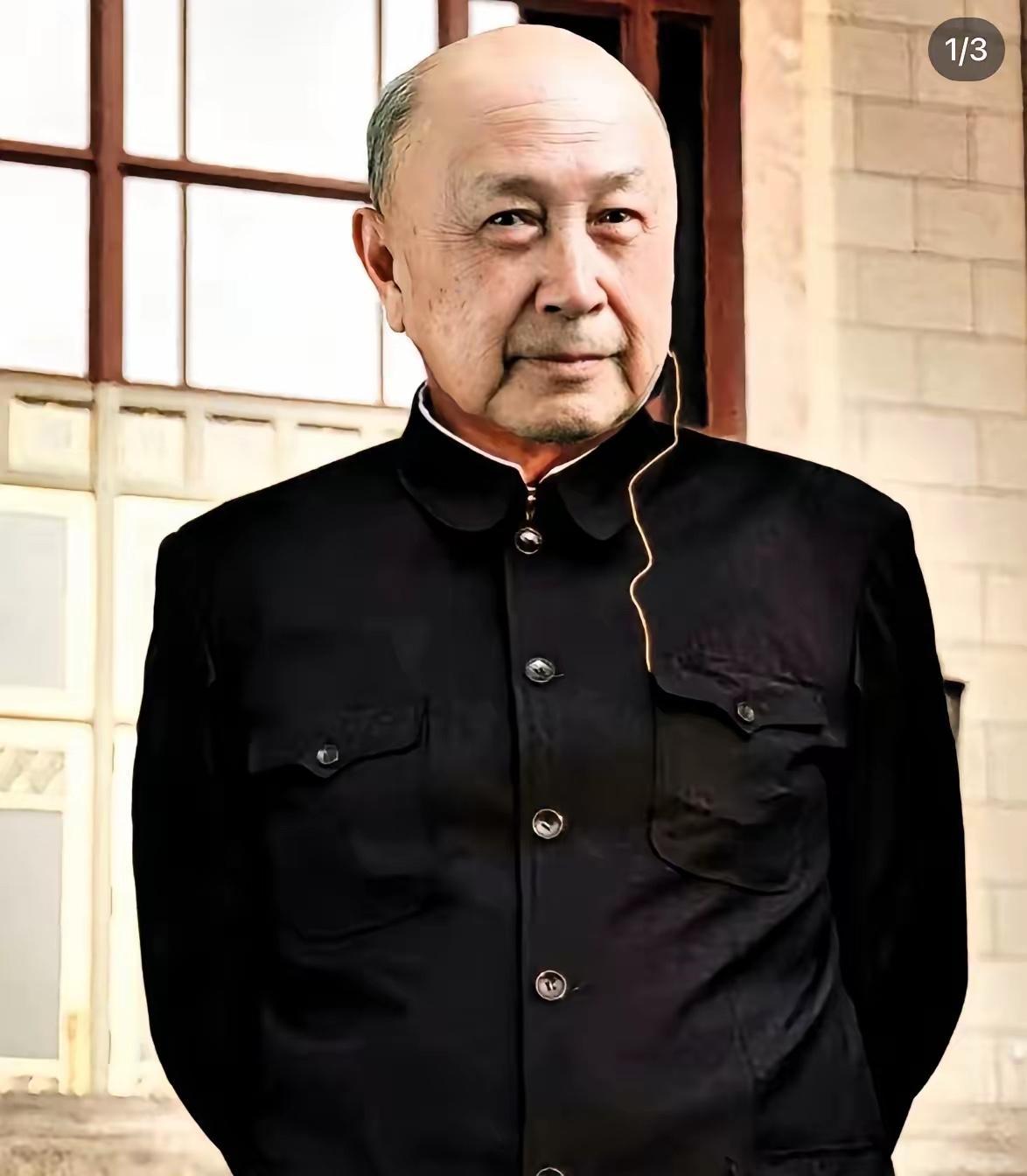 这两天，哈梅内伊离世的消息满天飞，评论区里刷得最凶的，竟然是钱学森几十年前的