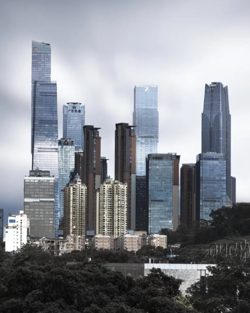 不知道你们发现没有，南方有些省份，在经济比不上山东的情况下，省会城市的城市建设却