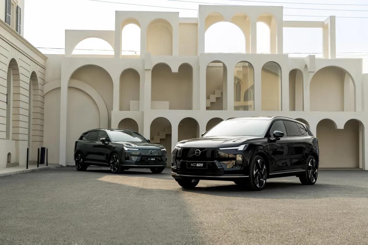 11月买沃尔沃直接补贴到位，全新XC70不光有终身免费保养。这转眼又要到年底