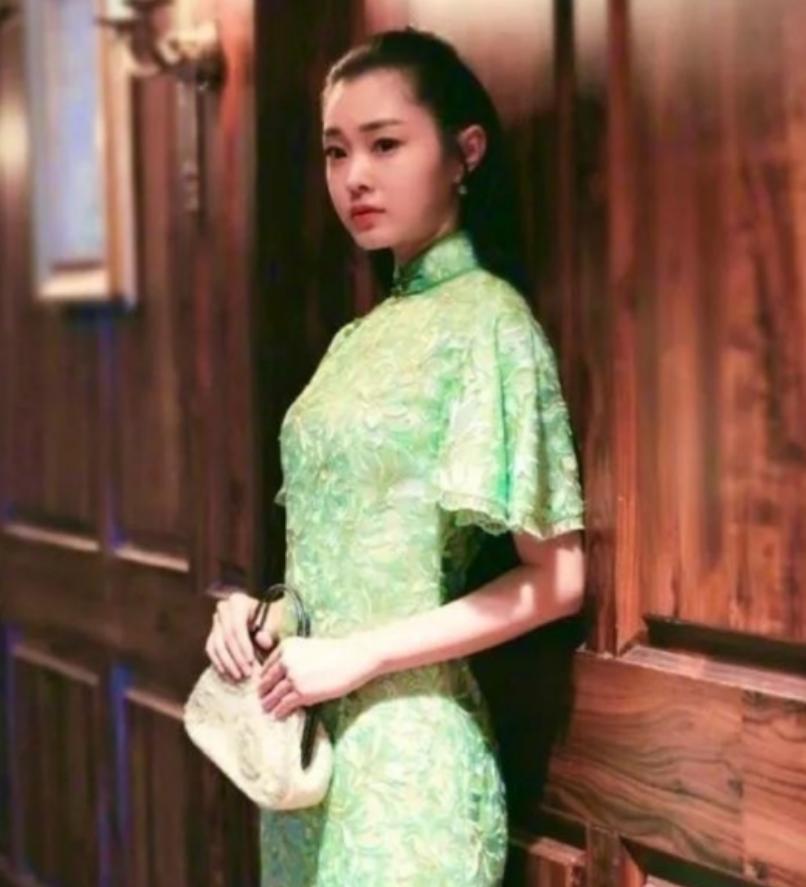 1924年，张学良迎娶谷瑞玉，洞房花烛夜，张学良深情的表达爱意后，直接扑了上去，