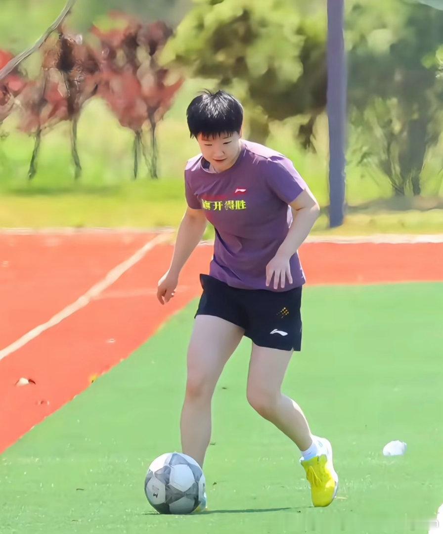 快乐小莎⚽️，明亮的小太阳☀️孙颖莎