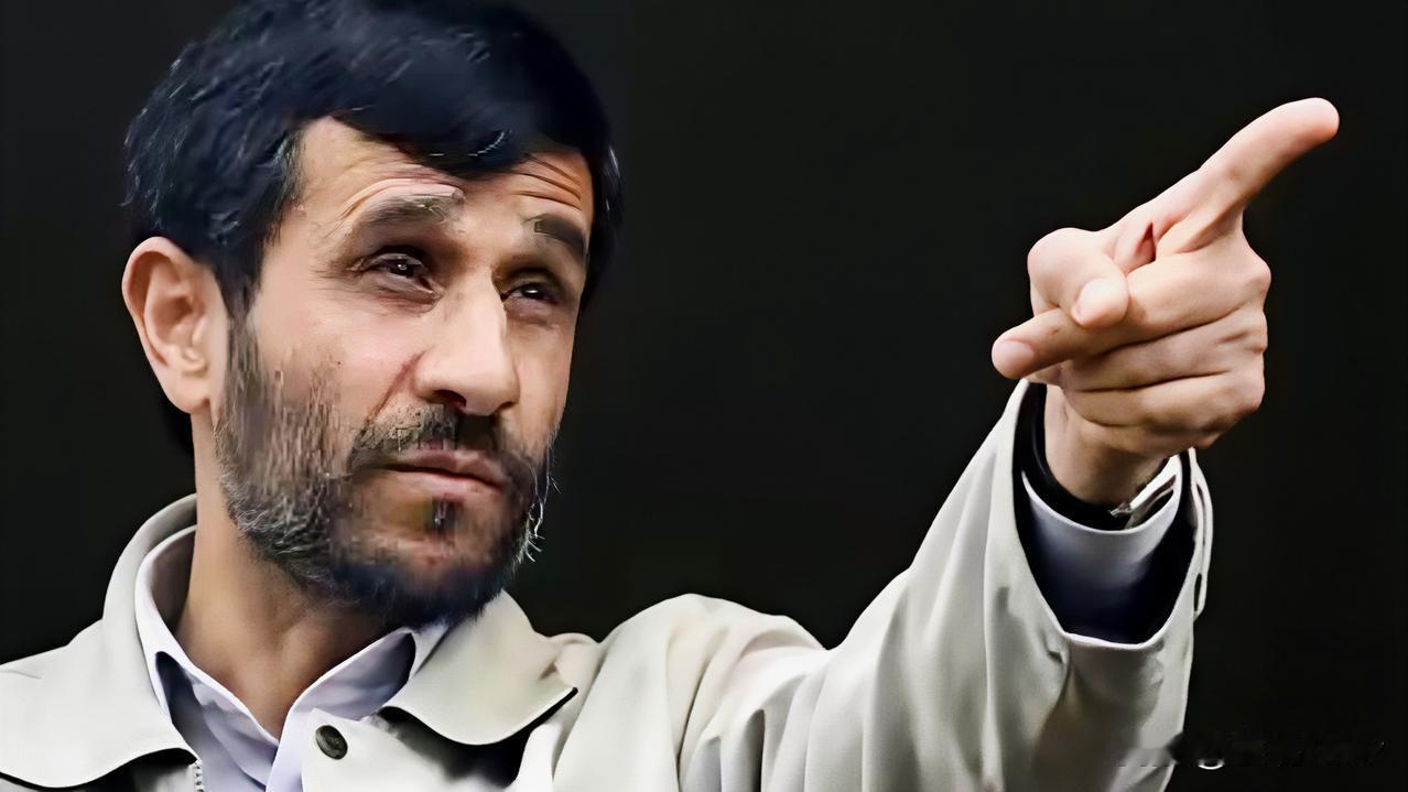 伊朗已到了生死存亡的紧要关头，为什么还不让内贾德出山？内贾德才是真英雄！伊朗需要