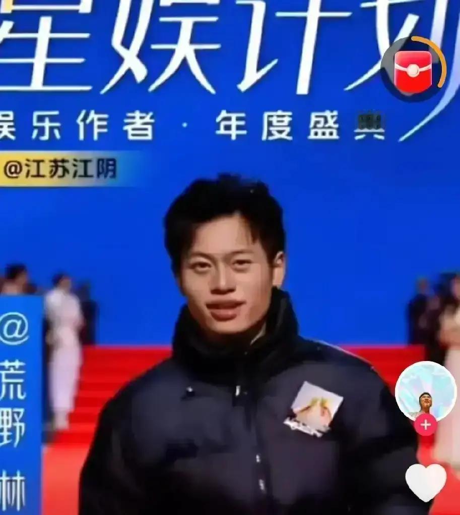 贵州这帮乡村网红，现在路子是越走越宽了。就说两个人，代表两种活法。一个叫刀