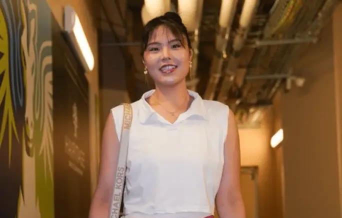 李月汝将收购欧洲女篮！目标帮中国球员冲出去，球迷：别人教练热身，咱老板直接要上场