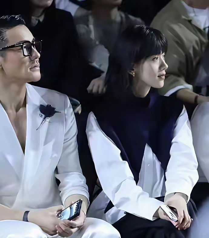 这是刘恺威的女朋友，感觉长相身材都没有杨幂好啊