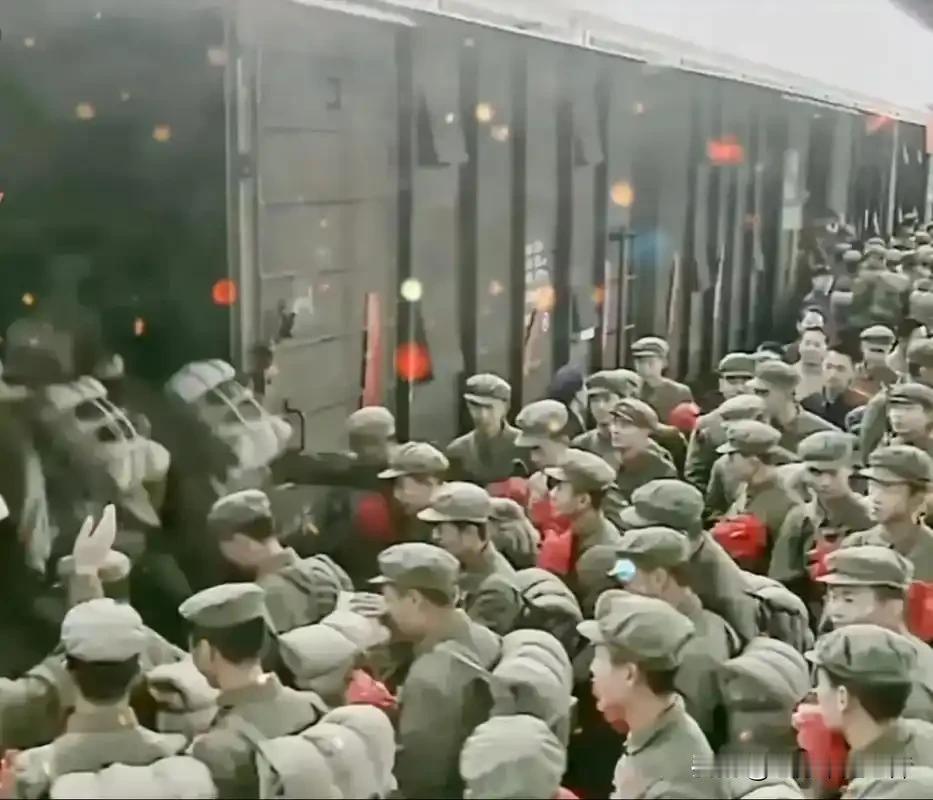 有战友说，他们那个年代当兵入伍，是坐闷罐车去的部队。那，那个年代是哪个年代？是6