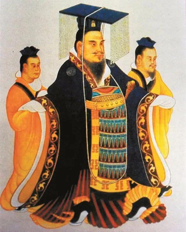 刘细君曾祖父为汉景帝刘启，祖父是汉武帝异母兄江都易王刘非。可父亲的谋逆重罪，使得
