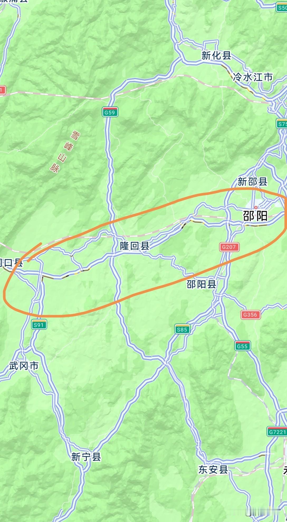 G60沪昆高速隆回段的路况之差，让人很难相信这是国家级的高速公路。希望有关部门尽