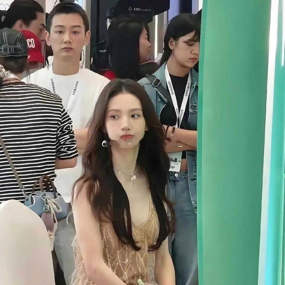 金晨真的不上镜，线下简直就是仙女