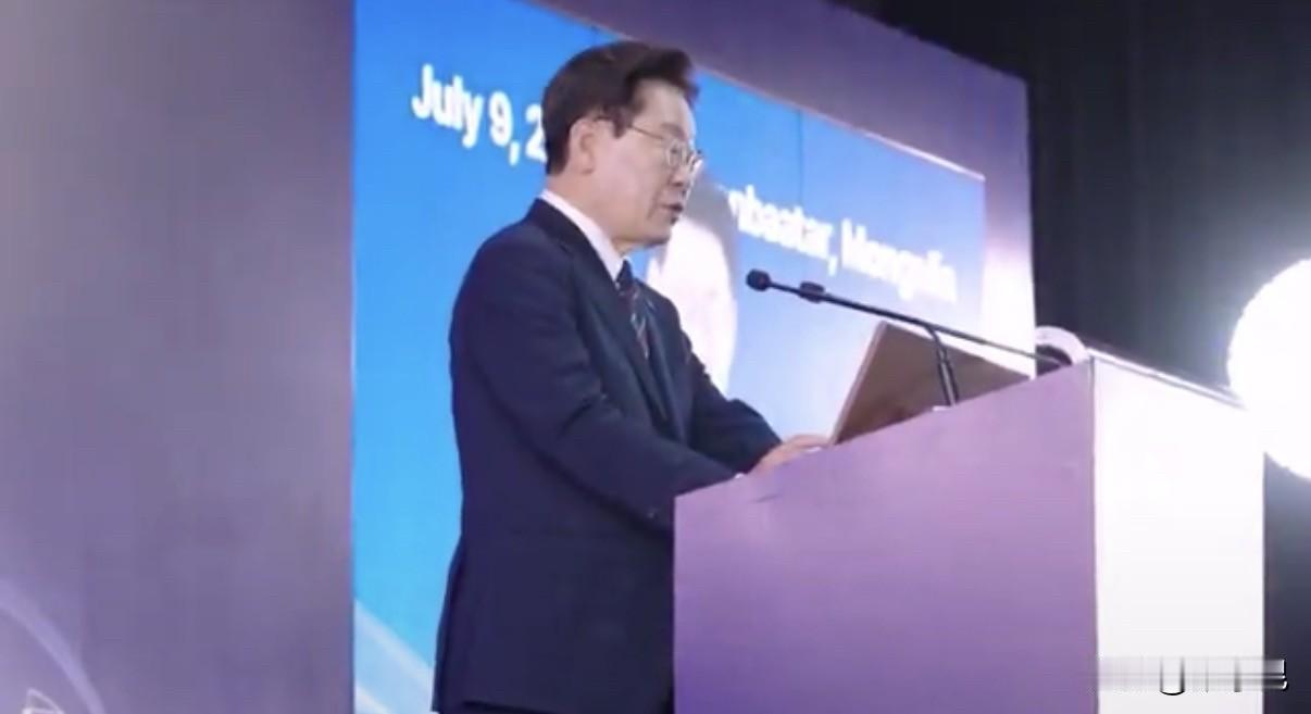 韩国总统李在明7月9日发文说：“在连接东北亚与欧亚大陆的蒙古首都乌兰巴托，我见到