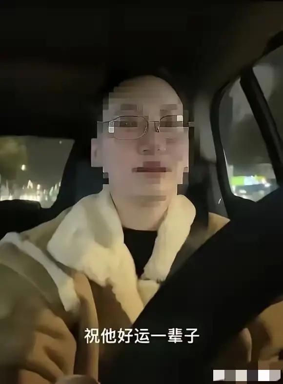 “考公姐”这波操作，真是把自私刻进骨子里了！谈了三年多，男友想结婚她拿考公当