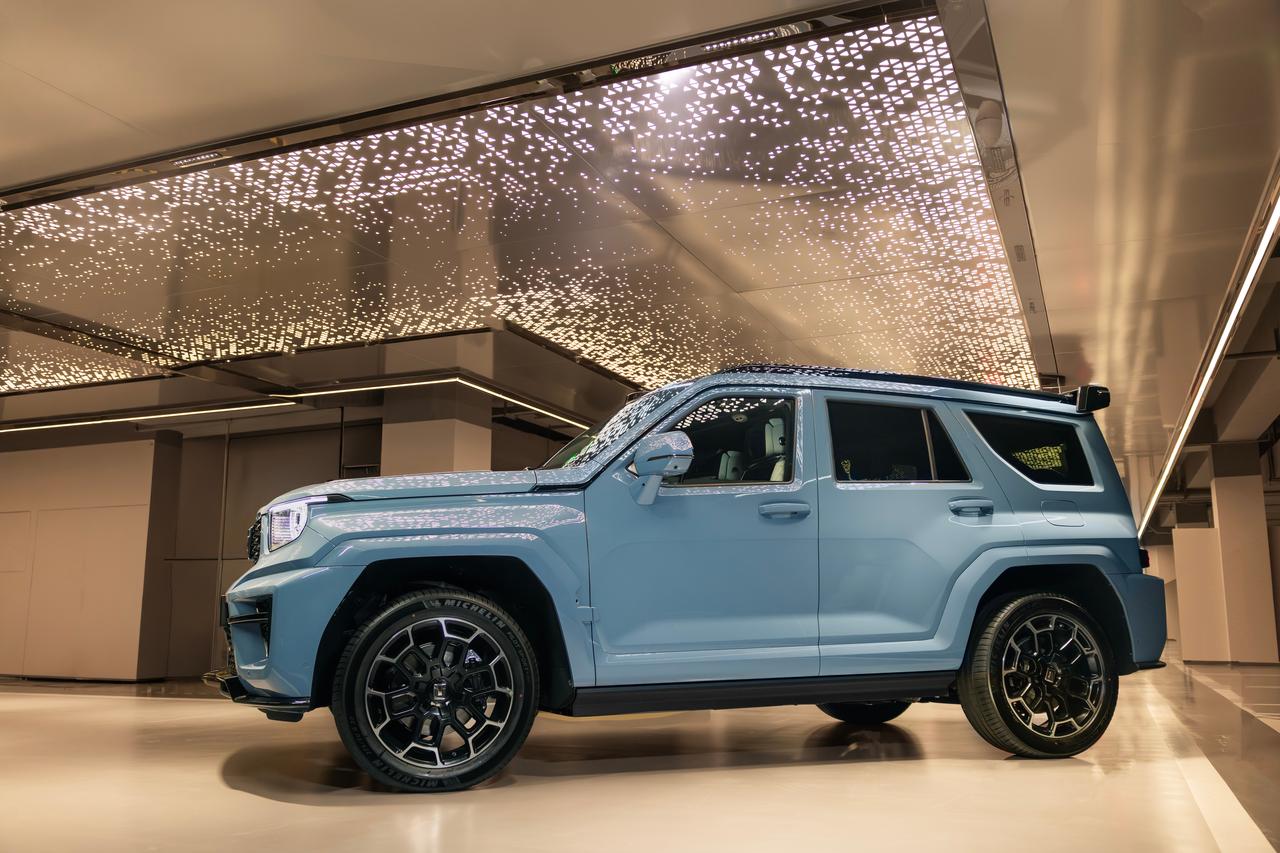 全新坦克700vs老款：五大核心升级，带你一眼看懂一、动力：从“单一大排量”