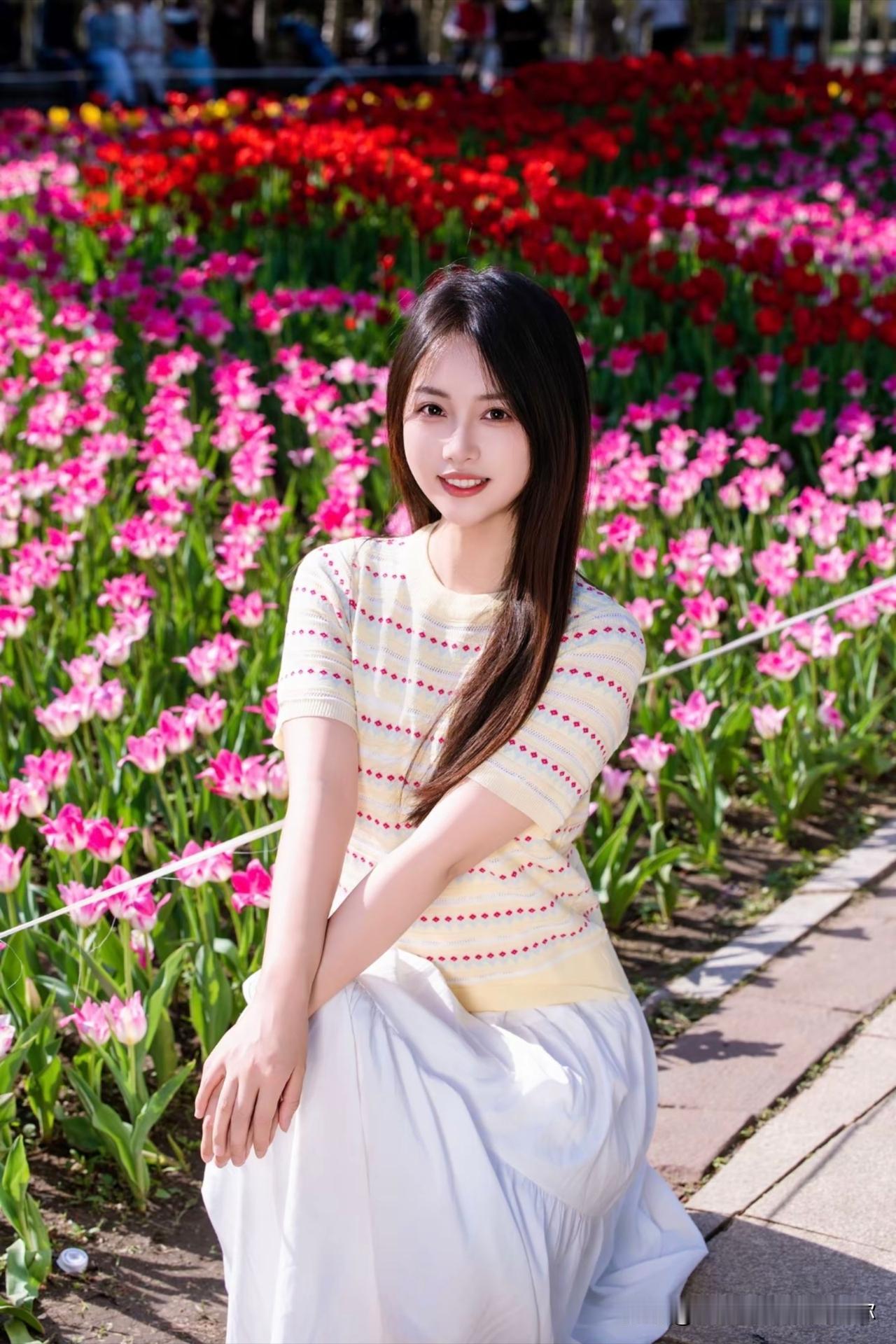 我和花儿比谁更美丽？